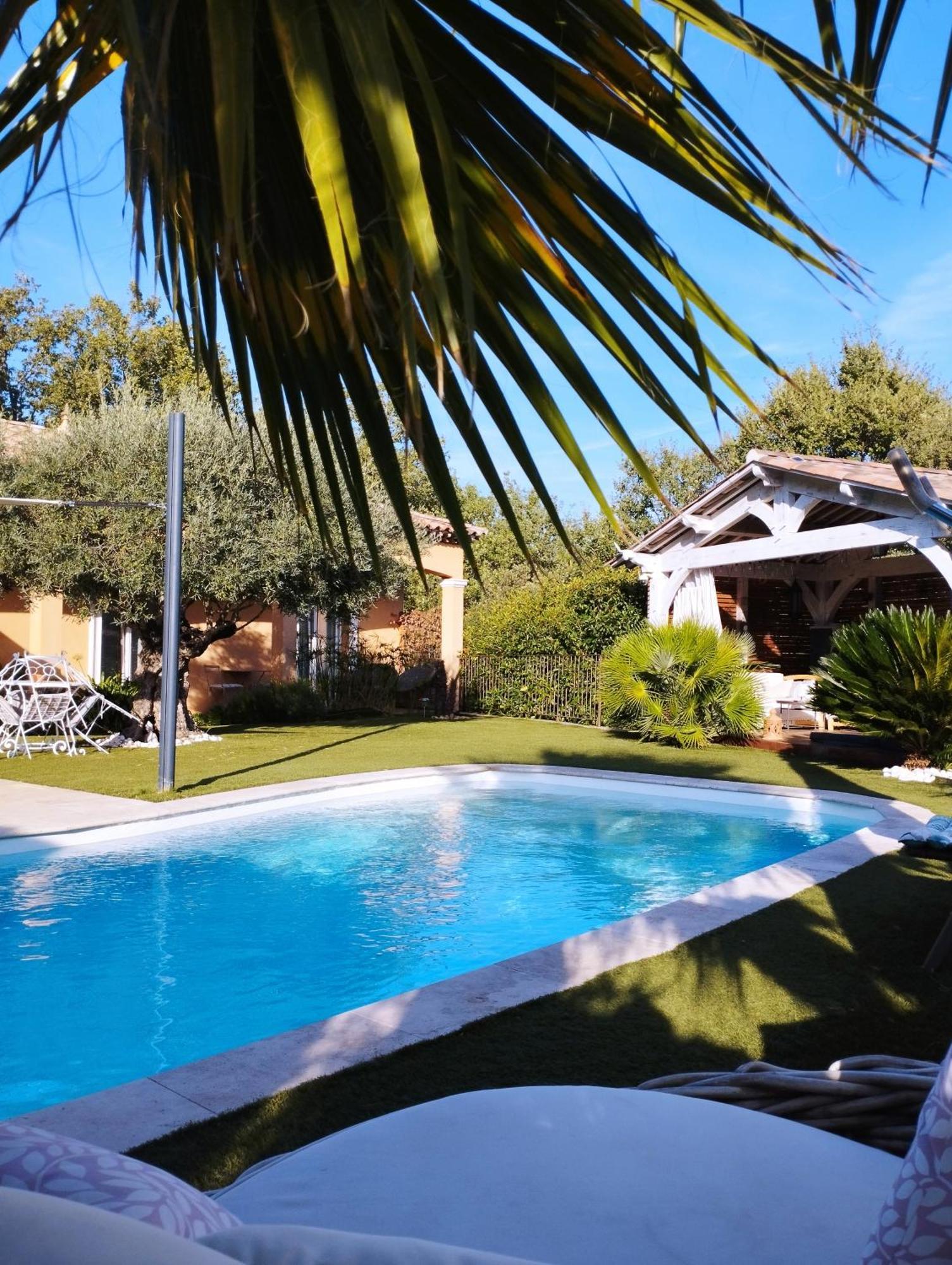 La Chabertine Bed & Breakfast Gareoult Exterior photo
